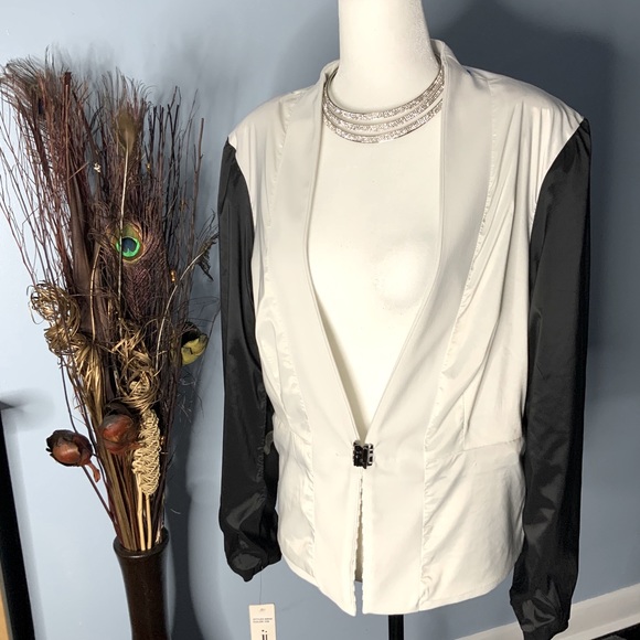 Blazers are It - Picture 2 of 13